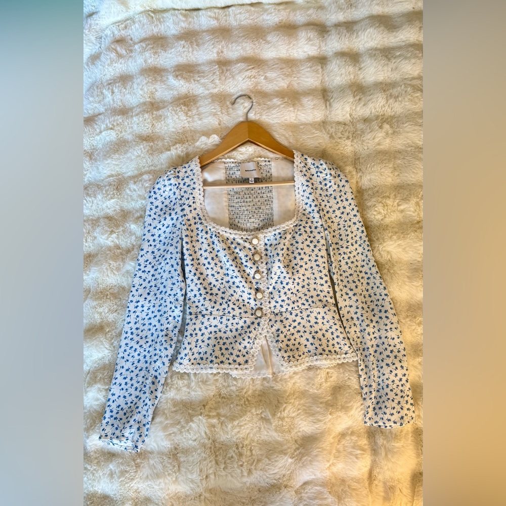 Reformation Cream Floral Button-Front Blouse with Blue Print - Picture 7 of 16